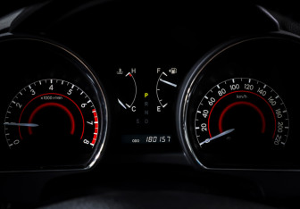 Подержанный автомобиль Toyota Highlander 2012 года (15 фото)