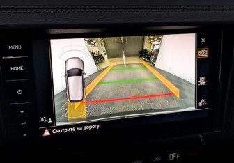 Подержанный автомобиль Volkswagen Touareg 2021 года (30 фото)