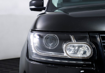 Подержанный автомобиль Land Rover Range Rover 2017 года (27 фото)