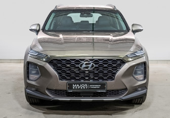 Подержанный автомобиль Hyundai Santa Fe 2020 года (2 фото)