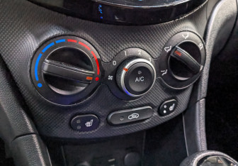 Подержанный автомобиль Hyundai Solaris Sedan 2016 года (21 фото)