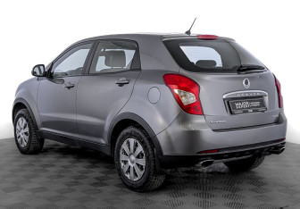 Подержанный автомобиль SsangYong Actyon 2014 года (7 фото)