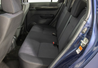 Подержанный автомобиль Suzuki Swift Hatchback 2008 года (11 фото)