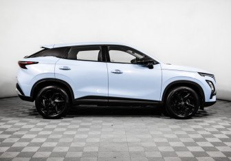 Подержанный автомобиль Omoda C5 2023 года (4 фото)