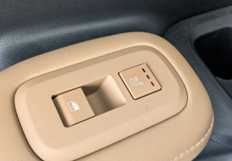 Подержанный автомобиль Hyundai Santa Fe 2024 года (26 фото)