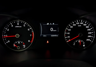 Подержанный автомобиль Kia Optima Sedan 2017 года (13 фото)