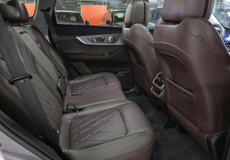 Подержанный автомобиль Chery Tiggo 8 Pro Max 2023 года (12 фото)