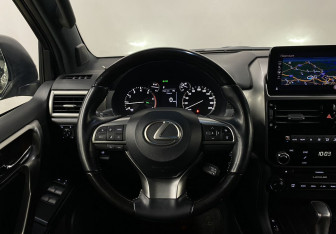 Подержанный автомобиль Lexus GX 2021 года (14 фото)