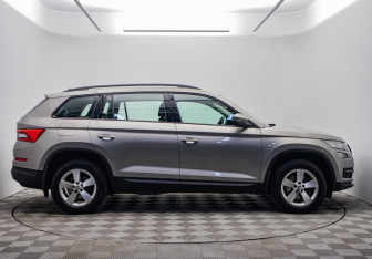 Подержанный автомобиль Skoda Kodiaq 2018 года (6 фото)