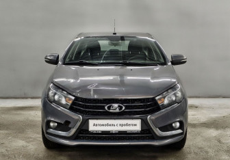 Подержанный автомобиль LADA (ВАЗ) Vesta Sedan 2017 года (2 фото)