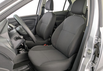 Подержанный автомобиль Renault Logan Sedan 2019 года (20 фото)