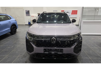 Новый Volkswagen Teramont 2025 (8 фото)
