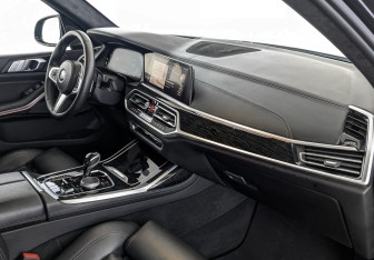 Подержанный автомобиль BMW X7 2020 года (13 фото)