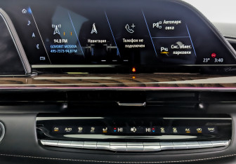 Подержанный автомобиль Cadillac Escalade Suv 2022 года (14 фото)