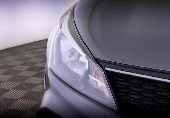 Подержанный автомобиль Kia Rio Hatchback 2021 года (17 фото)