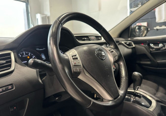 Подержанный автомобиль Nissan Qashqai 2016 года (12 фото)