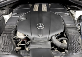 Подержанный автомобиль Mercedes-Benz GLE 2016 года (9 фото)