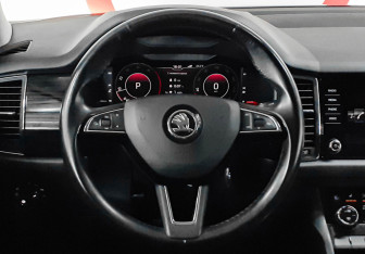 Подержанный автомобиль Skoda Kodiaq 2019 года (11 фото)
