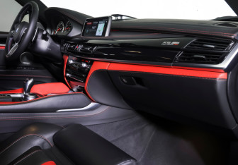 Подержанный автомобиль BMW X6 M 2017 года (10 фото)