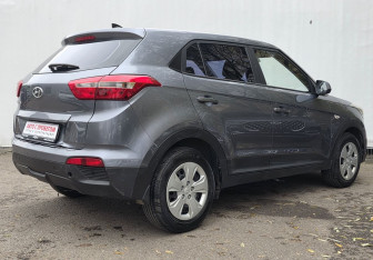 Подержанный автомобиль Hyundai Creta 2016 года (5 фото)