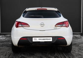 Подержанный автомобиль Opel Astra Hatchback 2014 года (5 фото)