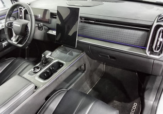 Подержанный автомобиль Jaecoo J7 2023 года (10 фото)