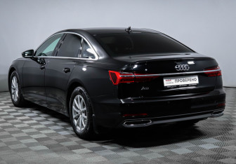 Подержанный автомобиль Audi A6 Sedan 2020 года (7 фото)