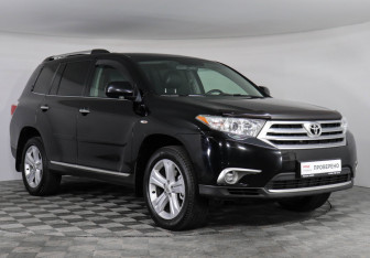 Подержанный автомобиль Toyota Highlander 2010 года (3 фото)