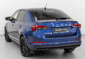 Подержанный автомобиль Skoda Rapid Liftback 2021 года (7 фото)