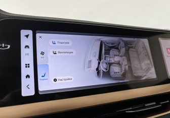 Подержанный автомобиль Geely Monjaro 2023 года (21 фото)