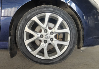 Подержанный автомобиль Mazda 6 Sedan 2010 года (17 фото)