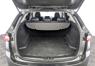 Подержанный автомобиль Mazda CX-5 2020 года (10 фото)