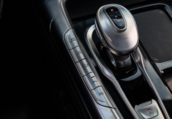 Подержанный автомобиль Voyah Free 2023 года (22 фото)