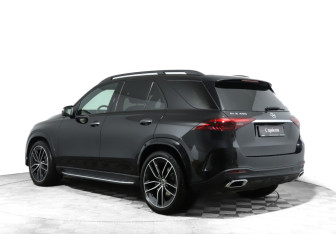 Подержанный автомобиль Mercedes-Benz GLE 2025 года (7 фото)