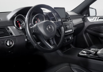 Подержанный автомобиль Mercedes-Benz GLE AMG 2016 года (14 фото)