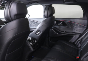 Подержанный автомобиль Exeed RX 2023 года (12 фото)