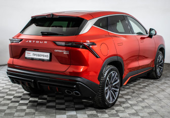 Подержанный автомобиль Jetour Dashing 2024 года (5 фото)