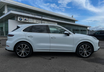 Подержанный автомобиль Porsche Cayenne 2020 года (4 фото)