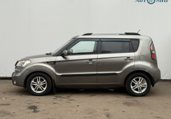 Подержанный автомобиль Kia Soul 2011 года (8 фото)