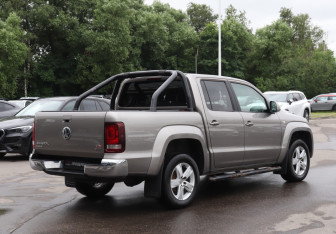Подержанный автомобиль Volkswagen Amarok 2016 года (5 фото)