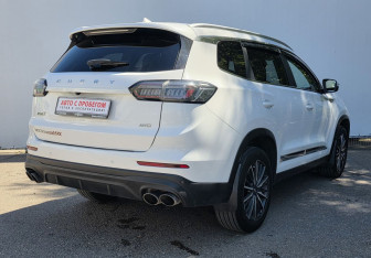 Подержанный автомобиль Chery Tiggo 8 Pro Max 2022 года (5 фото)