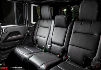 Новый Jeep Wrangler 2024 (11 фото)