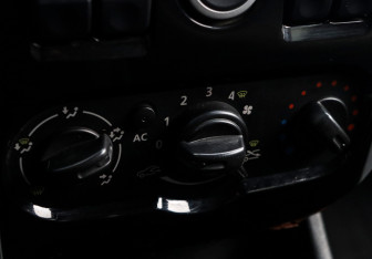 Подержанный автомобиль LADA (ВАЗ) Largus Wagon 2013 года (14 фото)