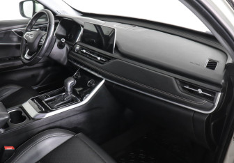 Подержанный автомобиль Chery Tiggo 8 2020 года (10 фото)