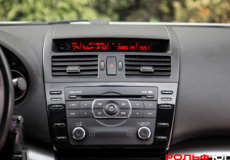 Подержанный автомобиль Mazda 6 Sedan 2011 года (11 фото)