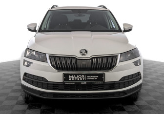 Подержанный автомобиль Skoda Karoq 2020 года (2 фото)