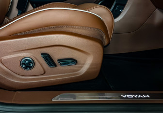 Подержанный автомобиль Voyah Free 2023 года (16 фото)