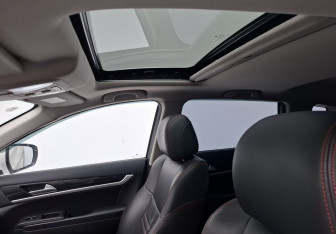 Подержанный автомобиль DongFeng AX7 2019 года (12 фото)