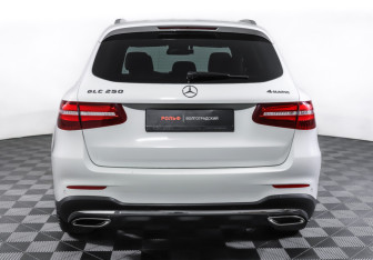 Подержанный автомобиль Mercedes-Benz GLC Coupe 2016 года (6 фото)