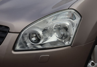 Подержанный автомобиль Nissan Qashqai 2008 года (23 фото)